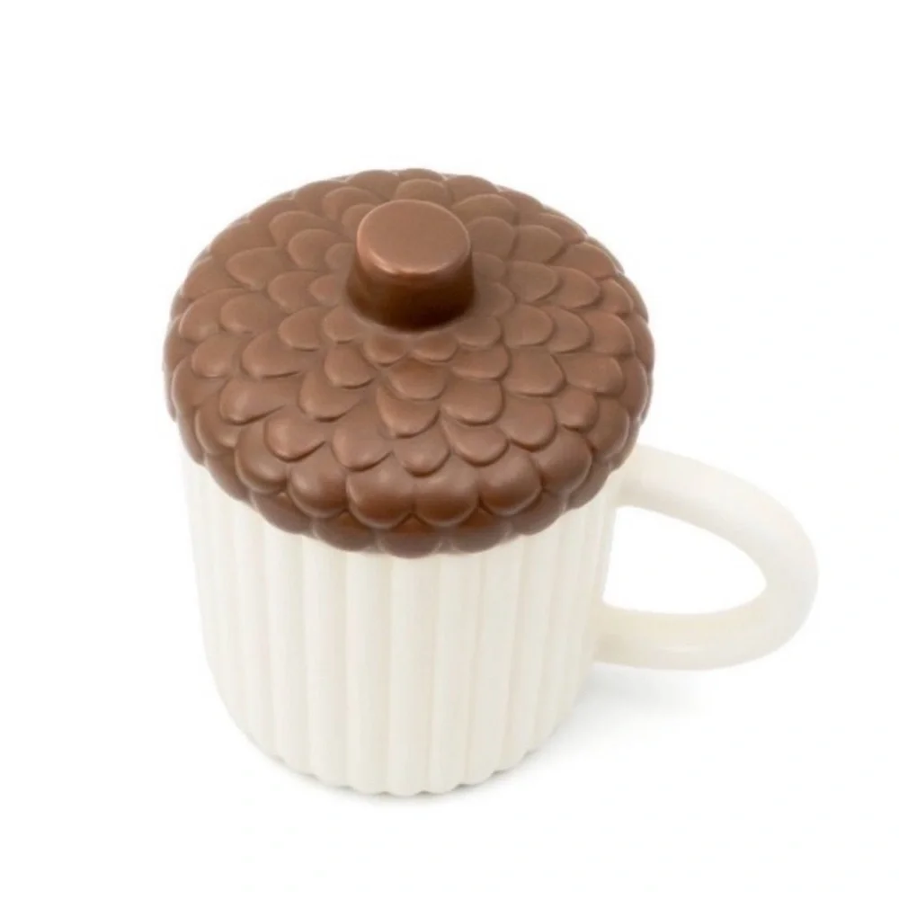 New! Target Bullseye Playground Novelty Ceramic Acorn Mug With Lid